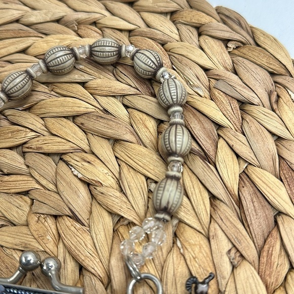 So Unique Beaded and Sequin Animal Charms Beaded Strap Wristlet Crossbody Purse - Picture 3 of 9